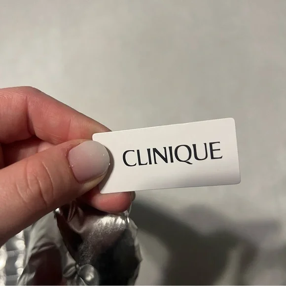 Clinique metallic puff tote bag - Picture 6 of 6